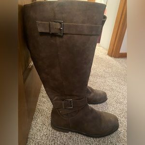 Torrid tall boots, extra wide calf. 9 1/2
